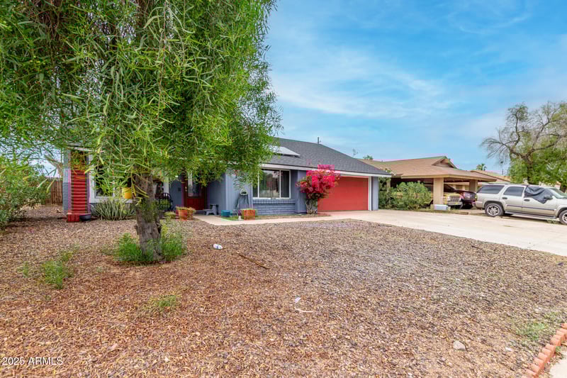 7602 College Dr, Phoenix, AZ 85033