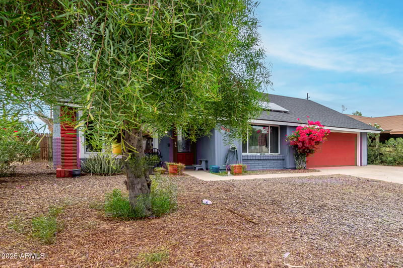 7602 College Dr, Phoenix, AZ 85033