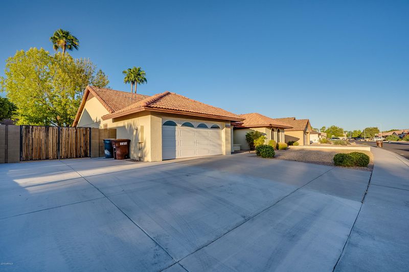 7602 W Aster Dr, Peoria, AZ 85381