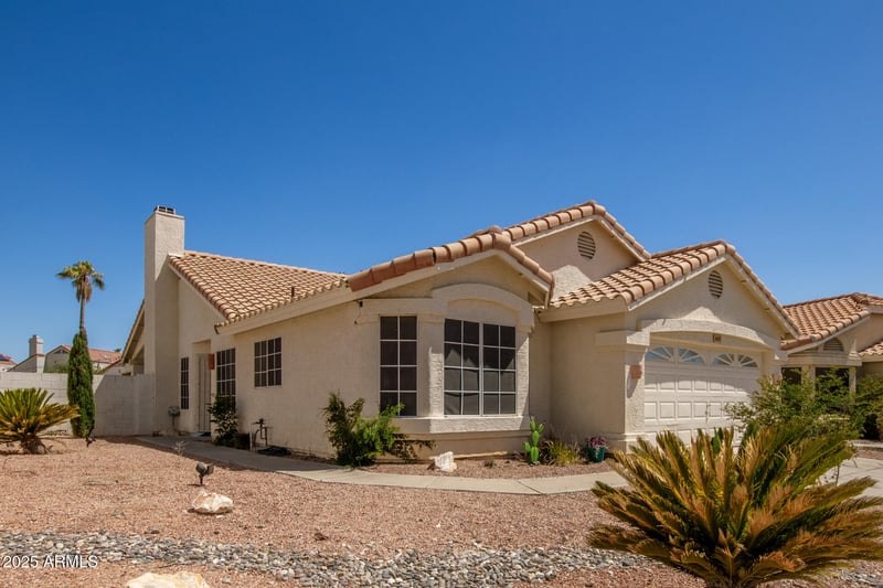 7603 Oraibi Dr, Glendale, AZ 85308