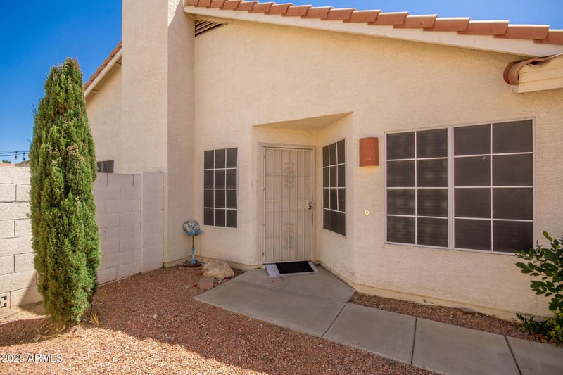 7603 Oraibi Dr, Glendale, AZ 85308