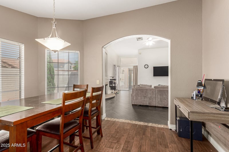 7603 Oraibi Dr, Glendale, AZ 85308