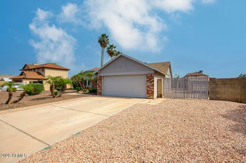 7603 Willow Ave, Peoria, AZ 85381