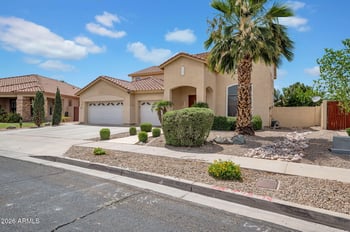 7604 87th Dr, Glendale, AZ 85305