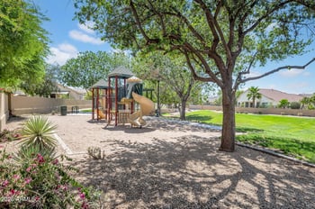 7604 87th Dr, Glendale, AZ 85305
