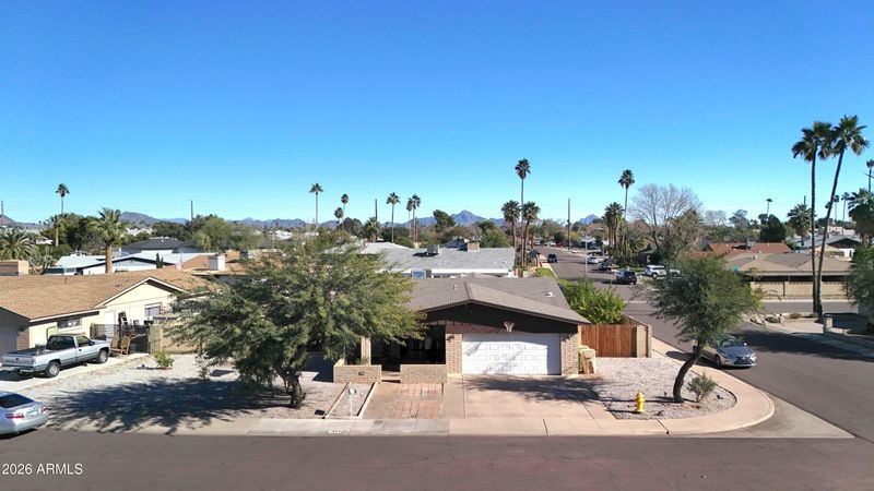 7605 N 46th Ave, Glendale, AZ 85301