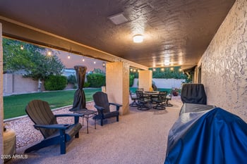 7606 Wagoner Rd, Glendale, AZ 85308