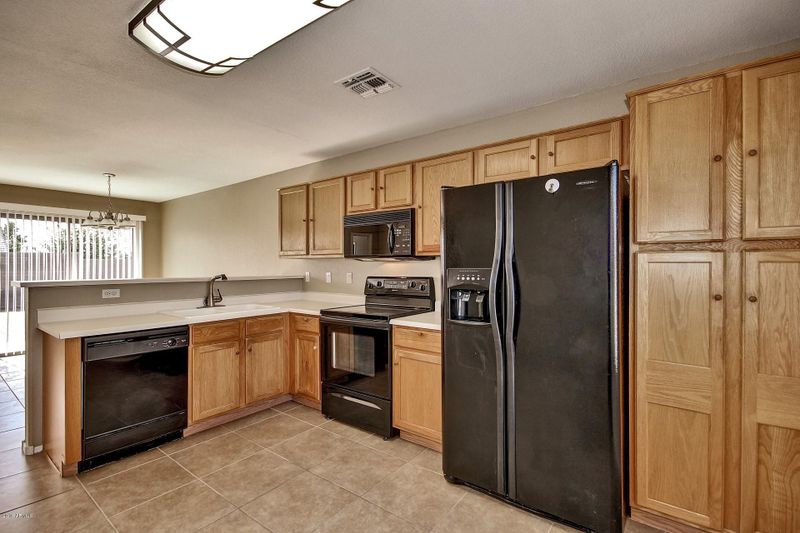 7607 E Downing St, Mesa, AZ 85207