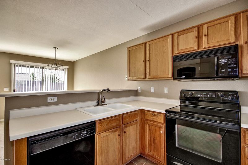 7607 E Downing St, Mesa, AZ 85207