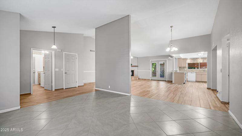 7608 Dahlia Dr, Peoria, AZ 85381