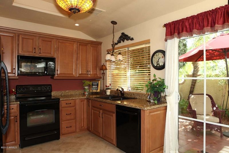 7609 N Pinesview Dr, Scottsdale, AZ 85258