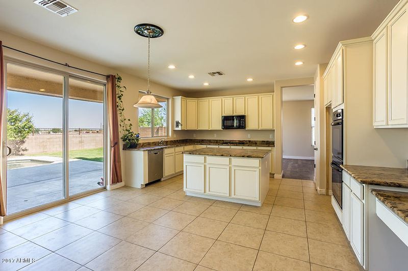 7610 S Boxelder St, Gilbert, AZ 85298