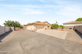 7612 N 81st Ln, Glendale, AZ 85303