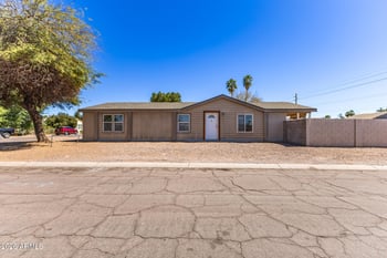 7613 Flossmoor Ave, Mesa, AZ 85208