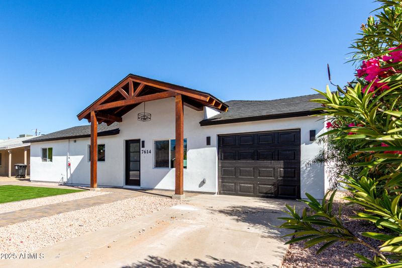 7614 E Pinchot Ave, Scottsdale, AZ 85251
