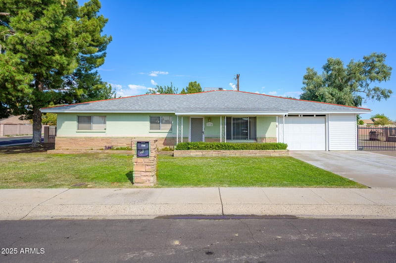 7614 Palmaire Ave, Glendale, AZ 85303