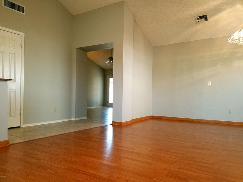 7614 W Sweetwater Ave, Peoria, AZ 85381