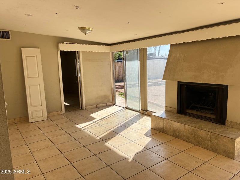 7615 W Palmaire Ave, Glendale, AZ 85303