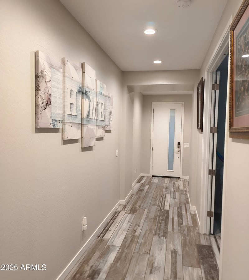 7616 Jones Ave, Phoenix, AZ 85043
