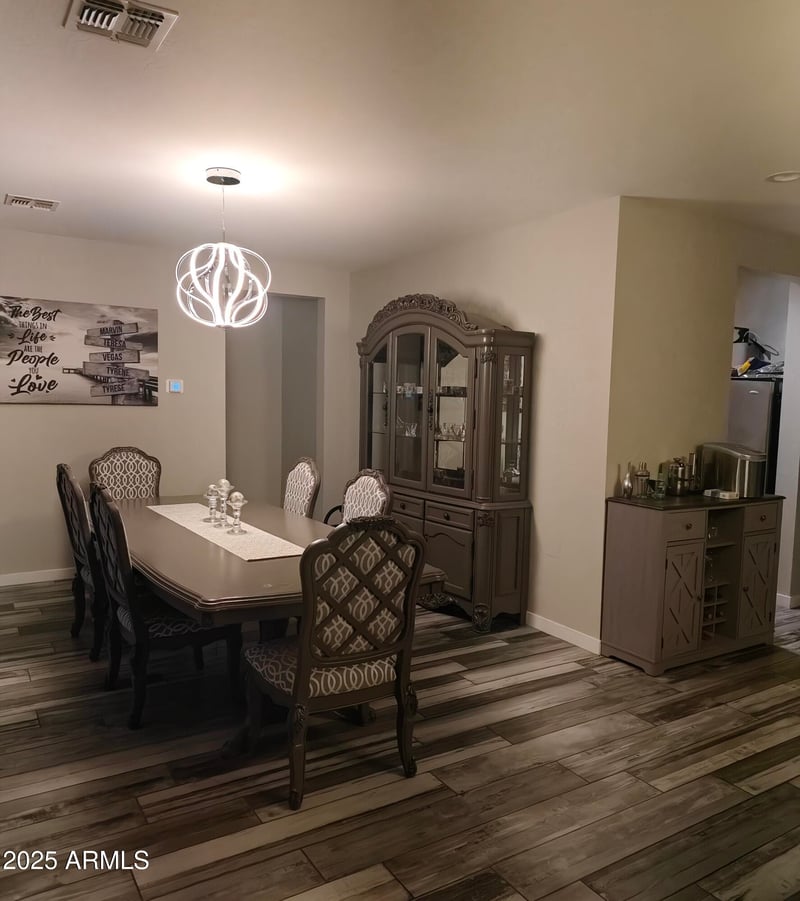 7616 Jones Ave, Phoenix, AZ 85043