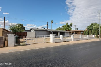 7616 Mitchell Dr, Phoenix, AZ 85033