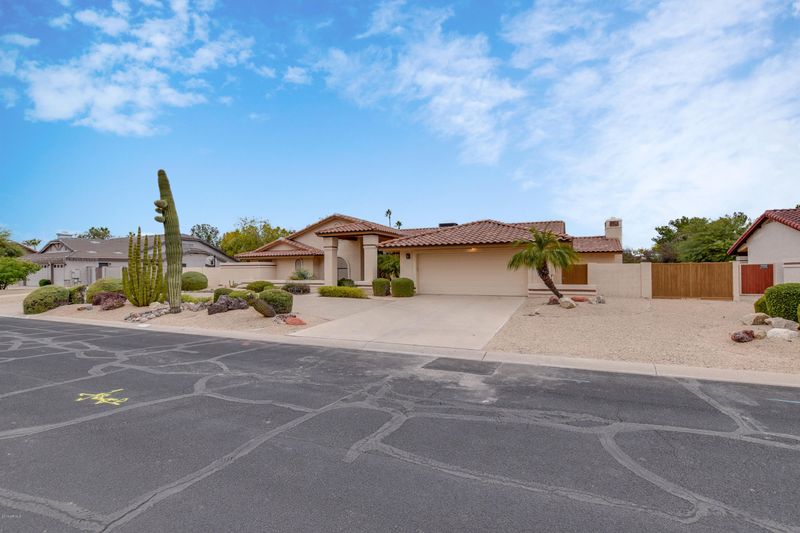 7616 W Libby St, Glendale, AZ 85308
