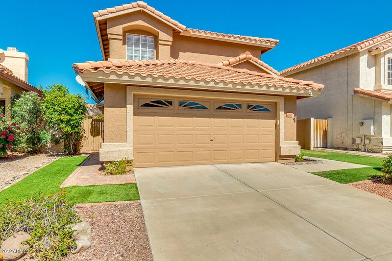 7616 W Oraibi Dr, Glendale, AZ 85308