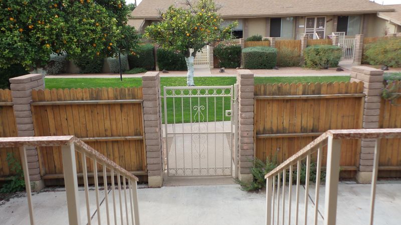7617 E Minnezona Ave, Scottsdale, AZ 85251