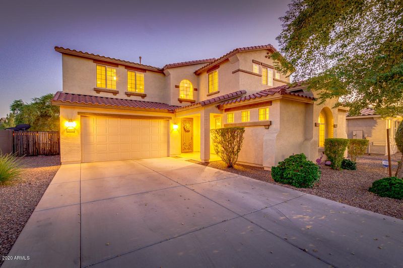 7617 W Apollo Rd, Laveen, AZ 85339