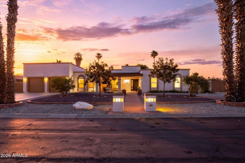 7618 W John Cabot Rd, Glendale, AZ 85308