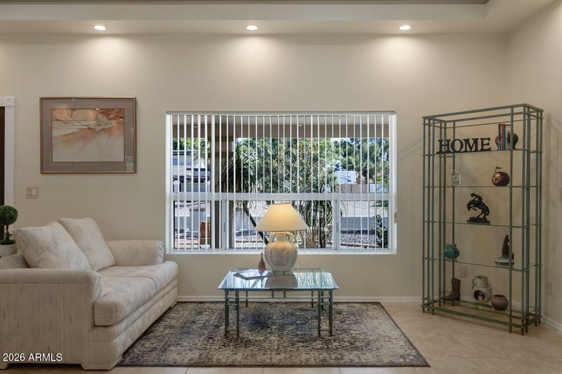 7618 W John Cabot Rd, Glendale, AZ 85308