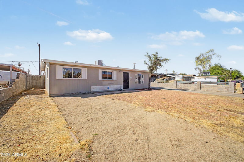 7619 Clarendon Ave, Phoenix, AZ 85033