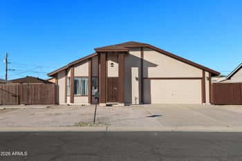 762 17th Ave, Apache Junction, AZ 85120