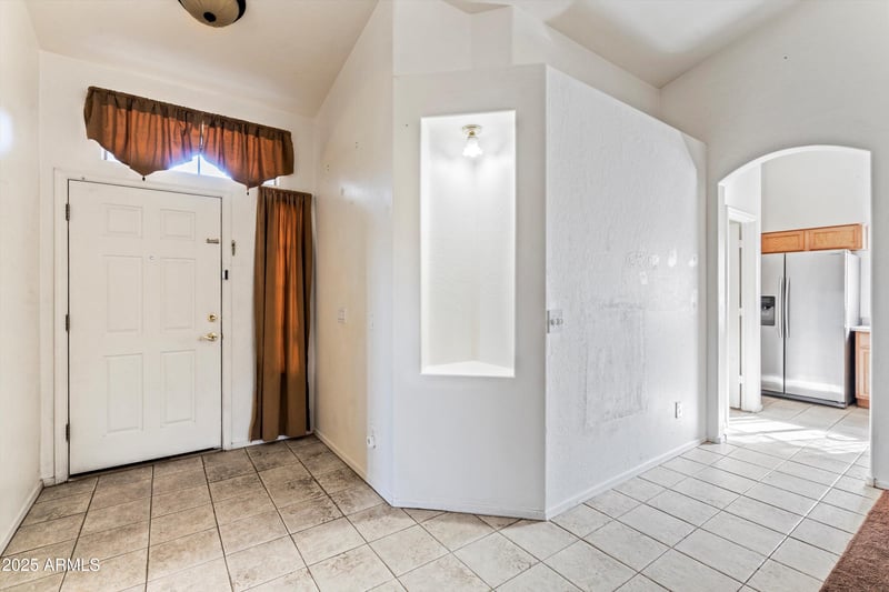 762 Calle Largo St, Mesa, AZ 85207