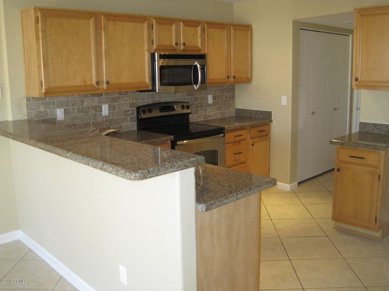 762 E Sack Dr, Phoenix, AZ 85024