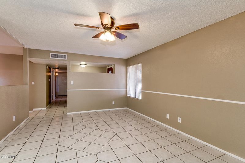 7620 W Heatherbrae Dr, Phoenix, AZ 85033