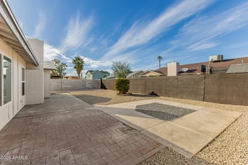 7620 Wolf St, Phoenix, AZ 85033