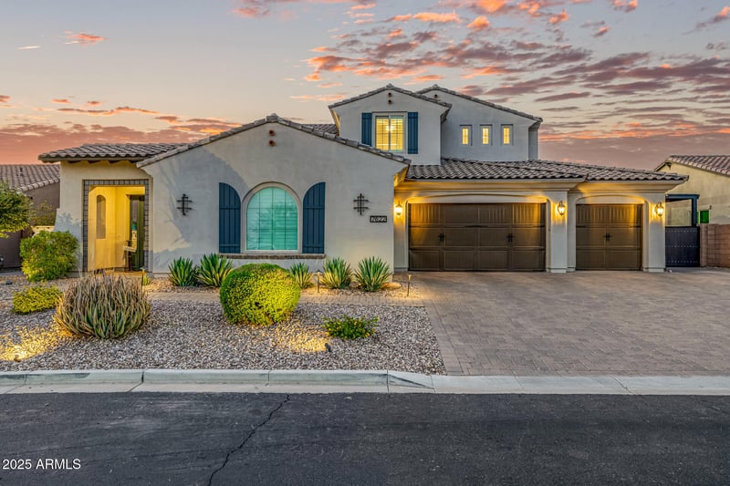 7622 Knoll St, Mesa, AZ 85207