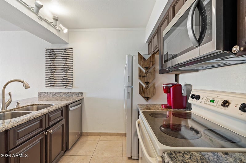 7625 Camelback Rd #B325, Scottsdale, AZ 85251