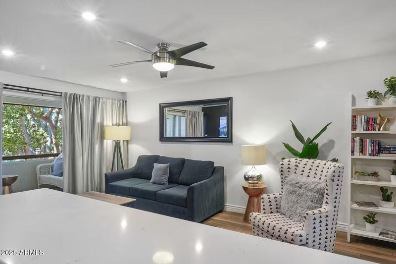 7625 E Camelback Rd #310B, Scottsdale, AZ 85251