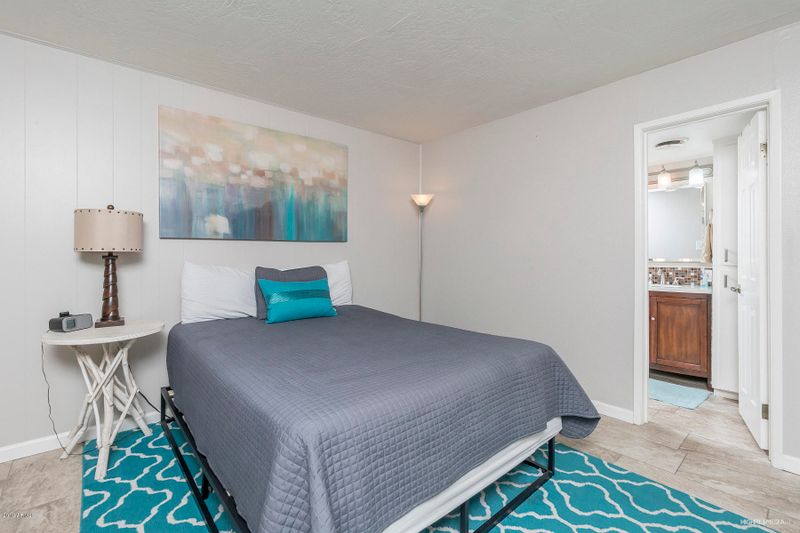 7625 E Camelback Rd #B224, Scottsdale, AZ 85251