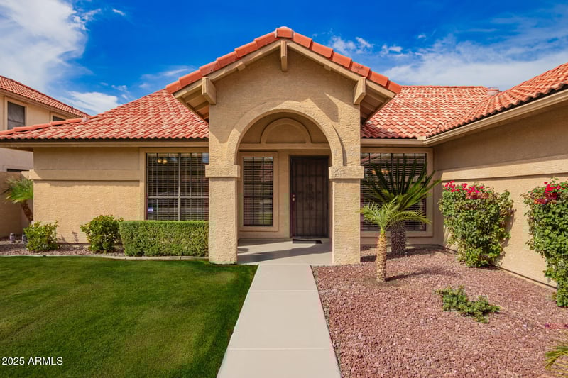 7626 Mcrae Way, Glendale, AZ 85308
