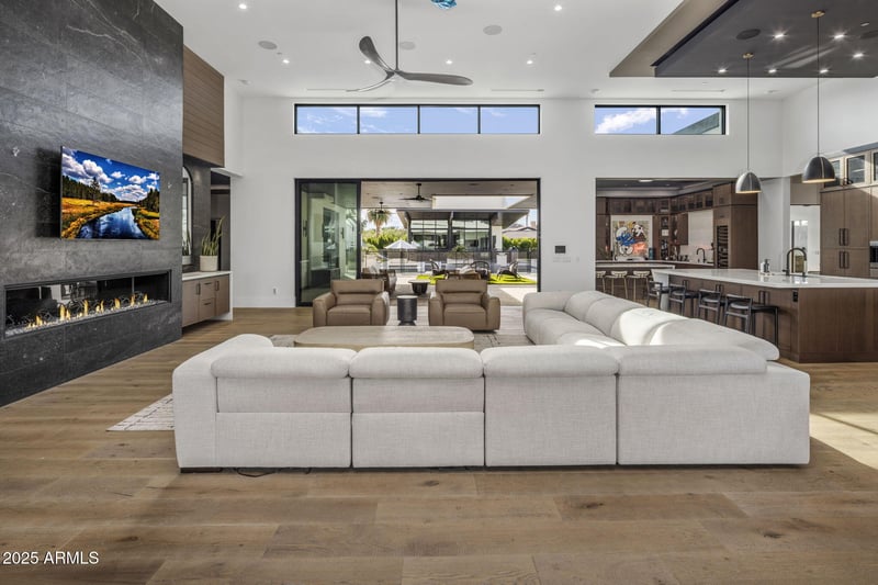 7627 Sunnyside Dr, Scottsdale, AZ 85260