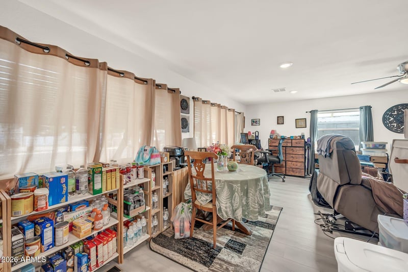 7628 E Garnet Ave, Mesa, AZ 85209