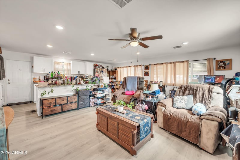 7628 E Garnet Ave, Mesa, AZ 85209