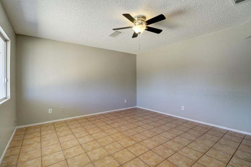 7628 S 3rd Ave, Phoenix, AZ 85041