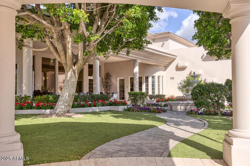 7630 Vaquero Dr, Scottsdale, AZ 85258