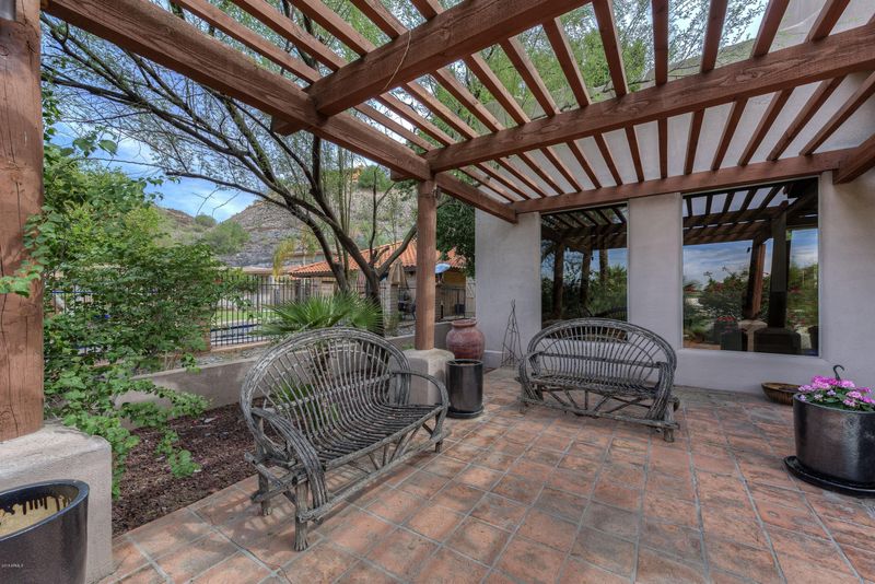 7631 N 20 St, Phoenix, AZ 85020