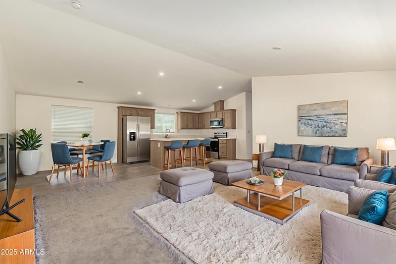 7633 Harmony Ave, Mesa, AZ 85209