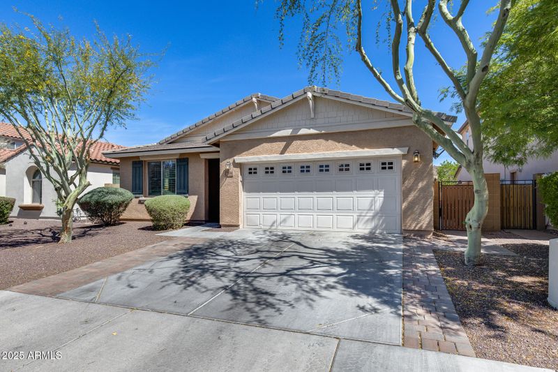 7634 W Redbird Rd, Peoria, AZ 85383